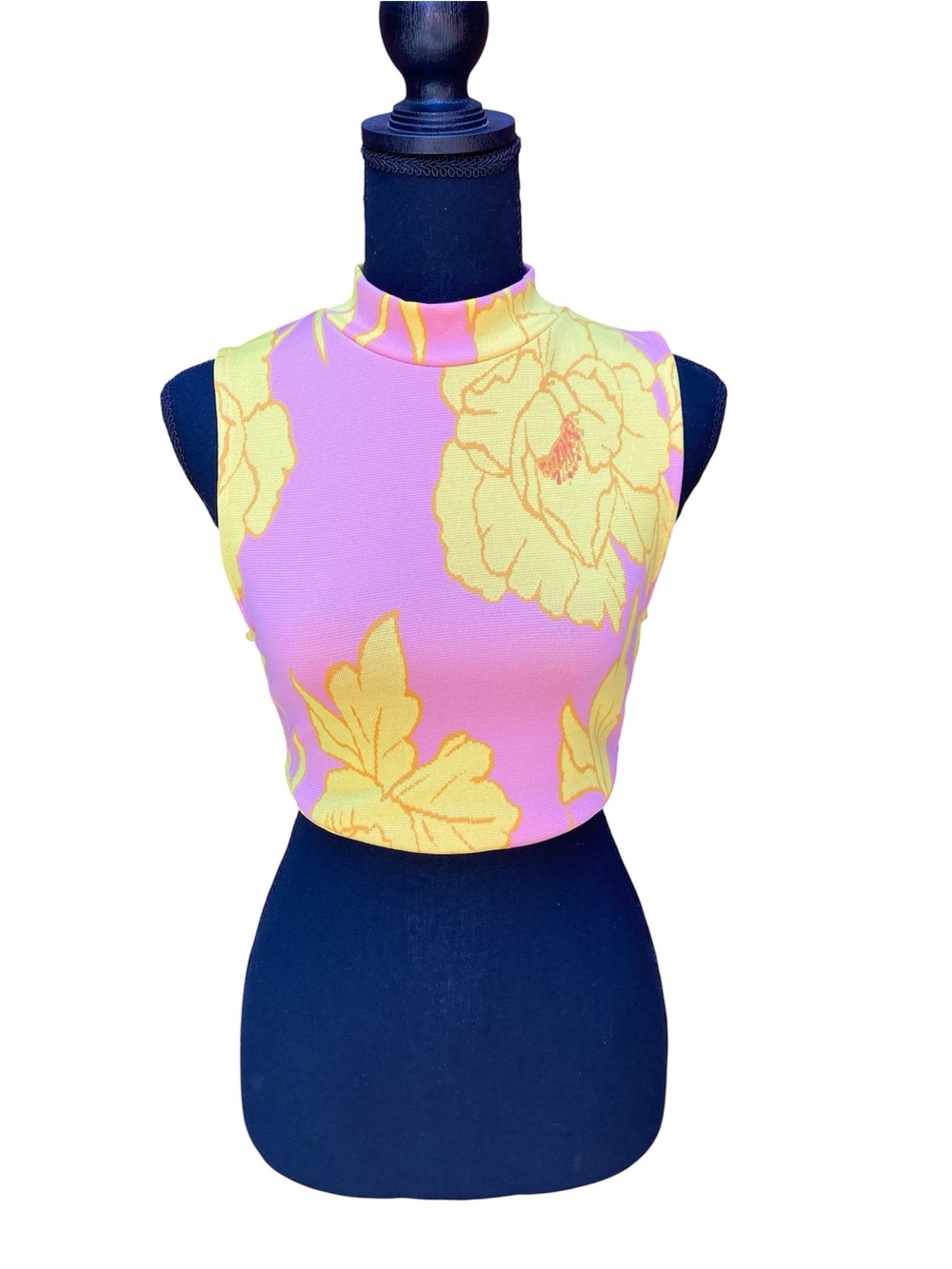 NWOT Zara Pink and Yellow Floral Crop Top S